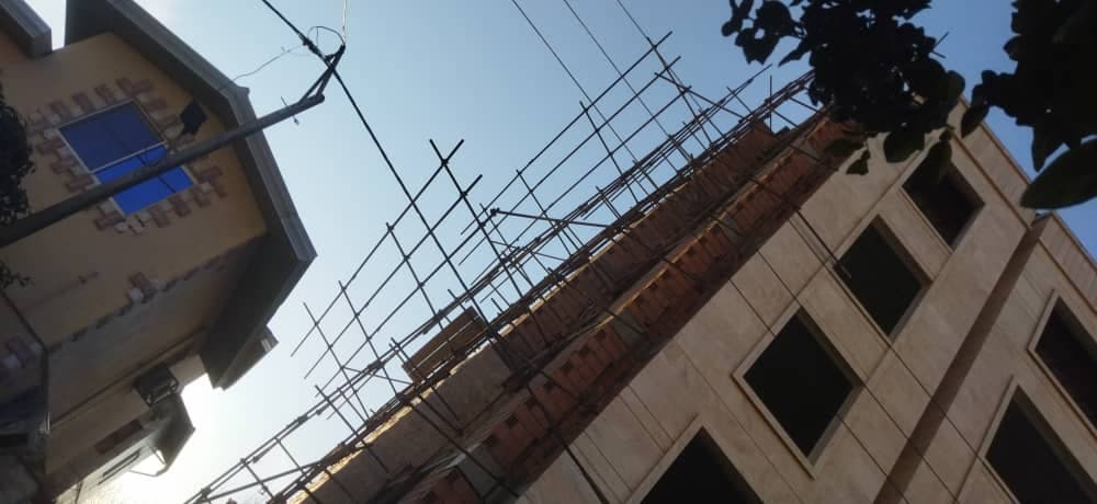 اجرای داربست فلزی شاهدی در نور