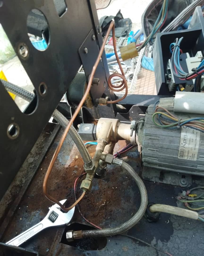 تولید و فروش شلوار پارچه ای مردانه کلاسیک و ساده یاری گران زندگی در کوهدشت