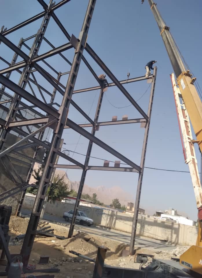 جوشکاری اسکلت سازان سورنی در کرمانشاه