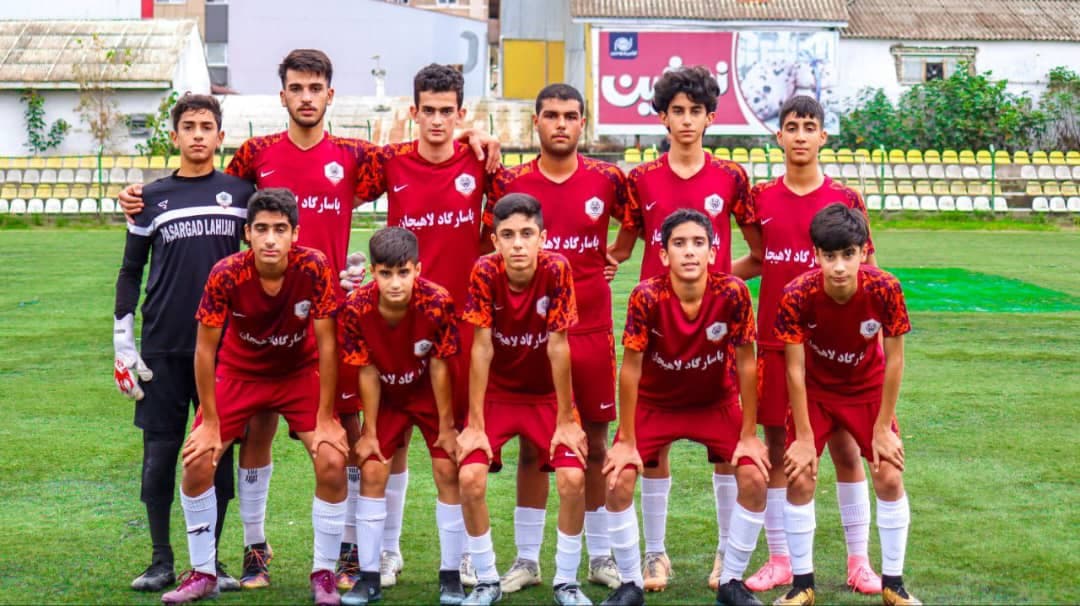 باشگاه فوتبال و فوتسال پاسارگاد در لاهیجان