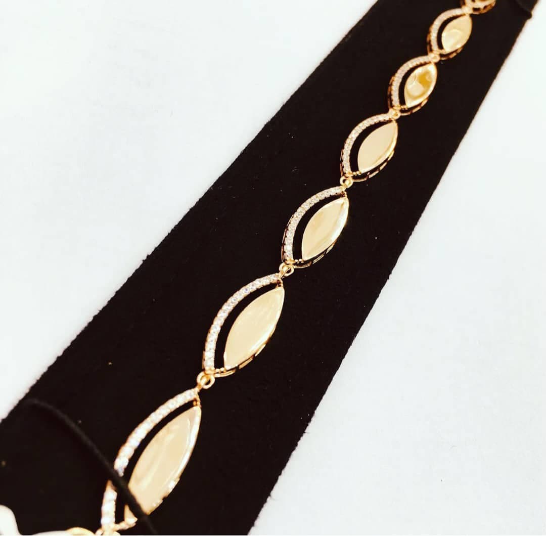 زرگری کریمی در خیابان امام یزد