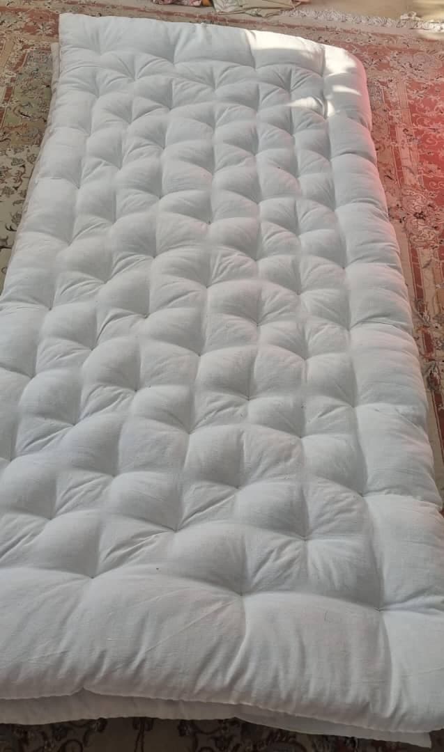 تولیدی و فروشگاه بزرگ کالای خواب آیلین در تبریز