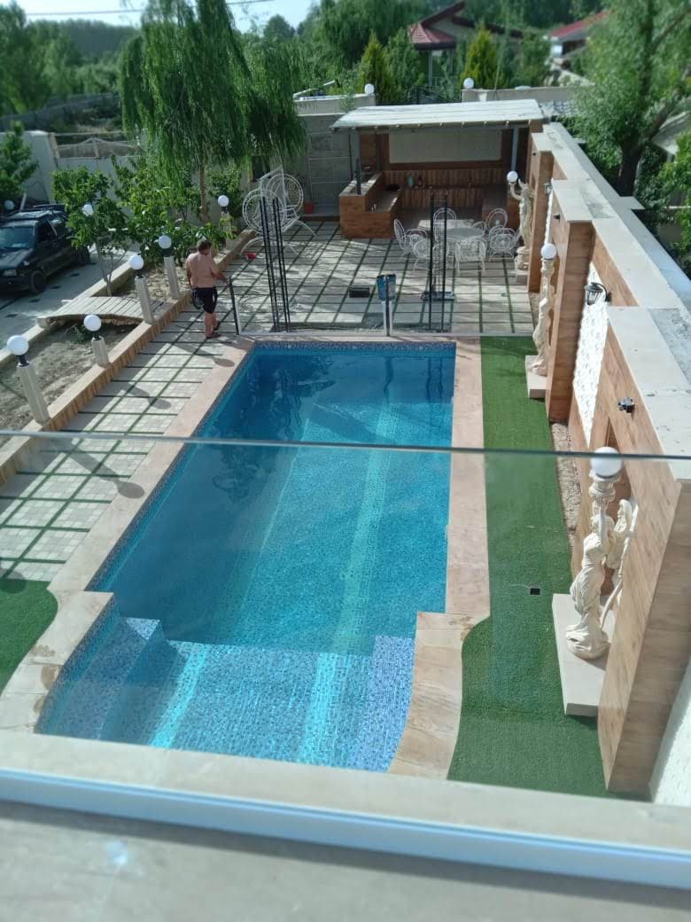 نصب و اجرا شیشه سکوریت بهنام ذکی در کمالشهر