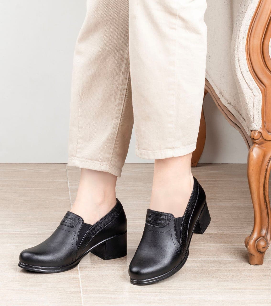 تولید و پخش کفش زنانه نوین گام صابریاحقی در همدان