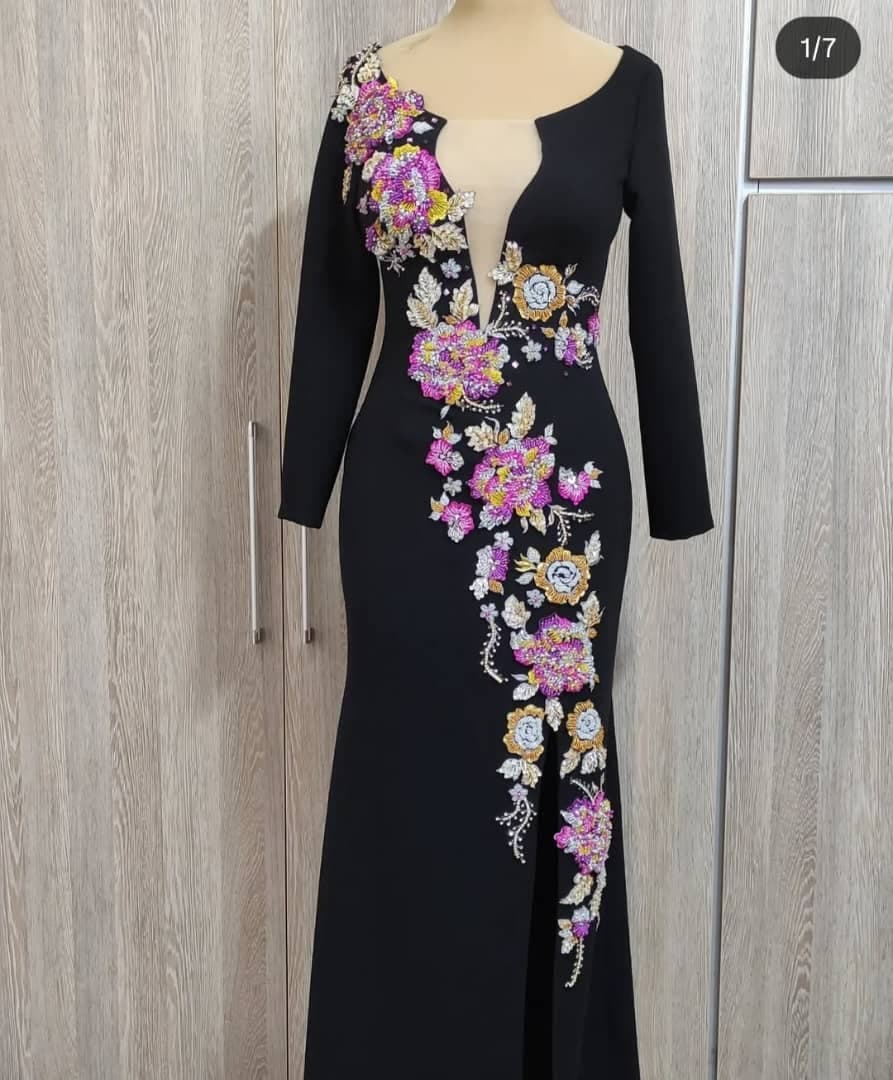 مزون لباس مجلسی و عروس نسرین در نصف راه تبریز