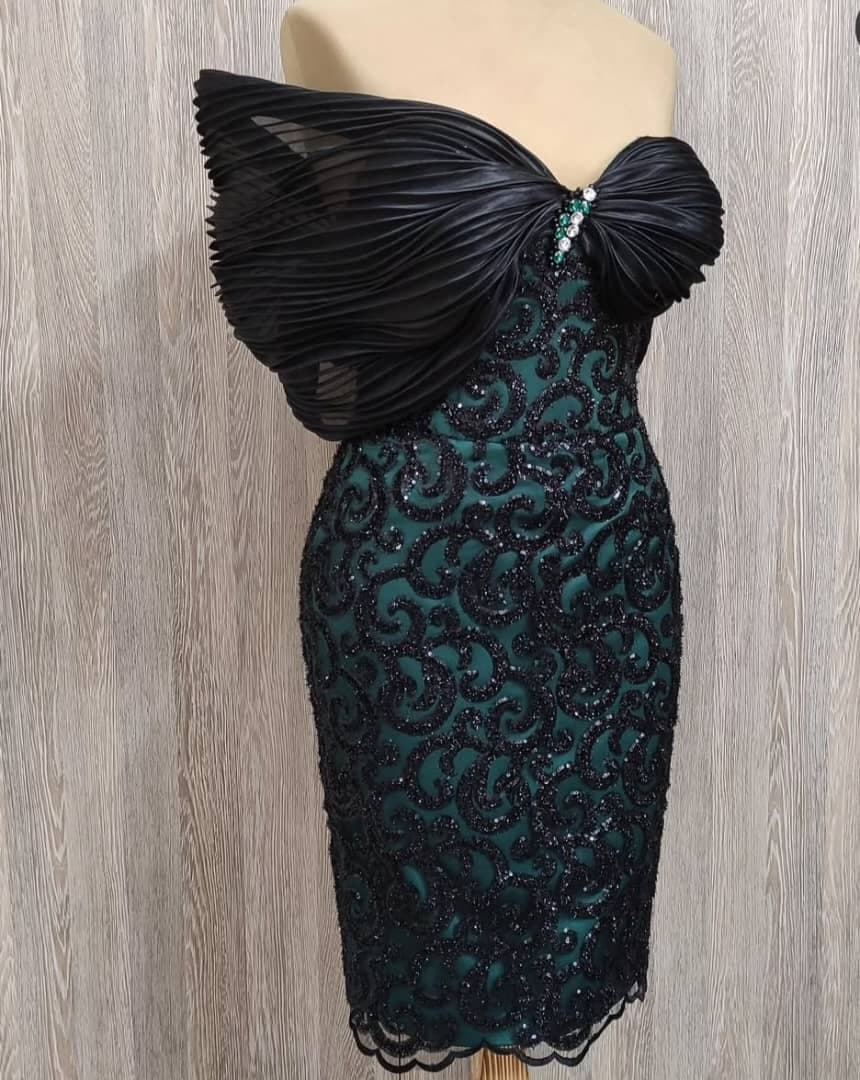 مزون لباس مجلسی و عروس نسرین در نصف راه تبریز