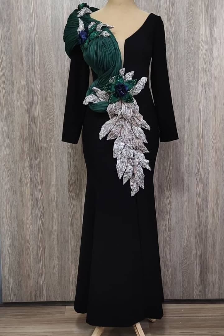 مزون لباس مجلسی و عروس نسرین در نصف راه تبریز