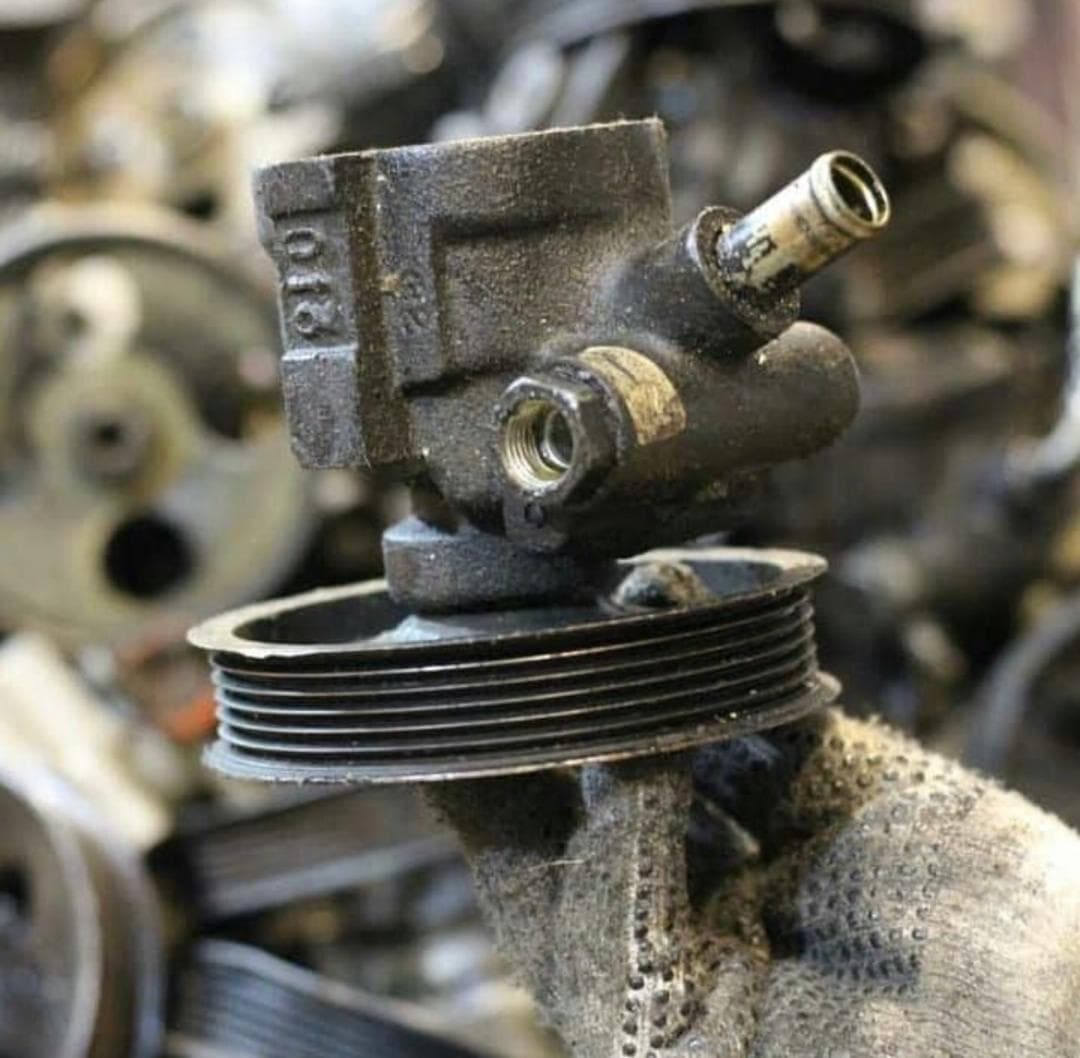 فروش و تعمیرات تخصصی پمپ هیدرولیک و جعبه فرمان سلطانیان در اصفهان