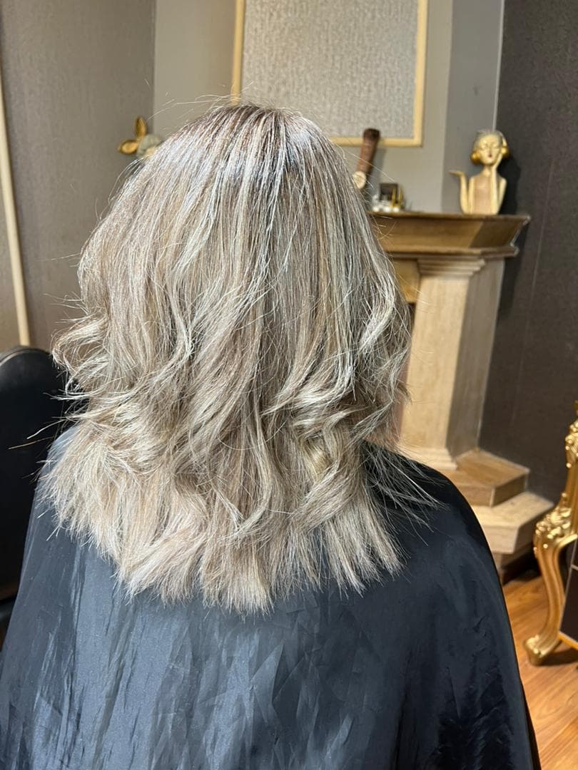 سالن زیبایی عروس روشنا رزمی در رشت