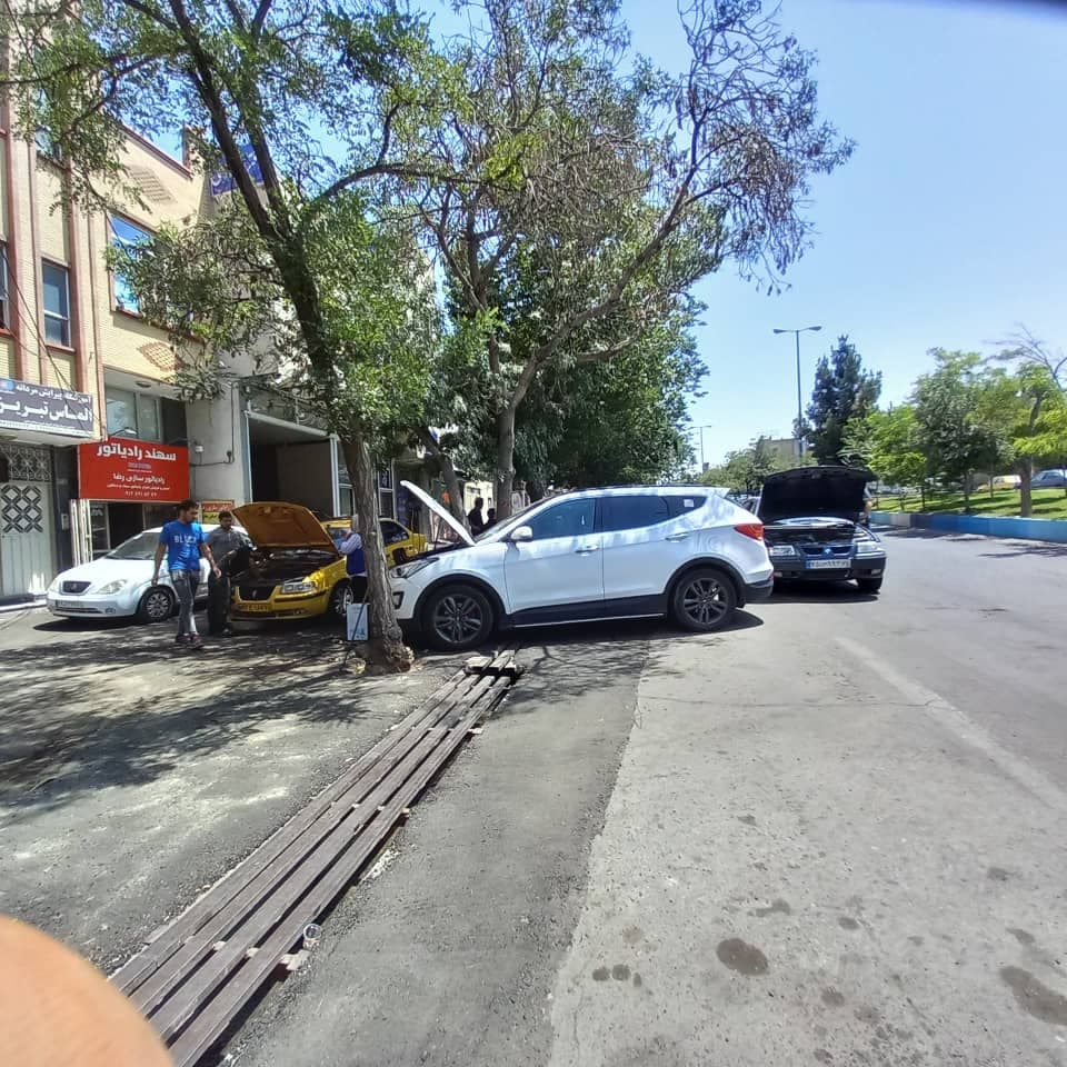 تعمیر و فروش رادیاتور خودروی سبک و سنگین رضا جنگجوی در تبریز