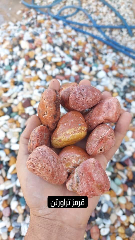 تولید و فروش قلوه سنگ و شن سفید سلیمان زاده در تهران