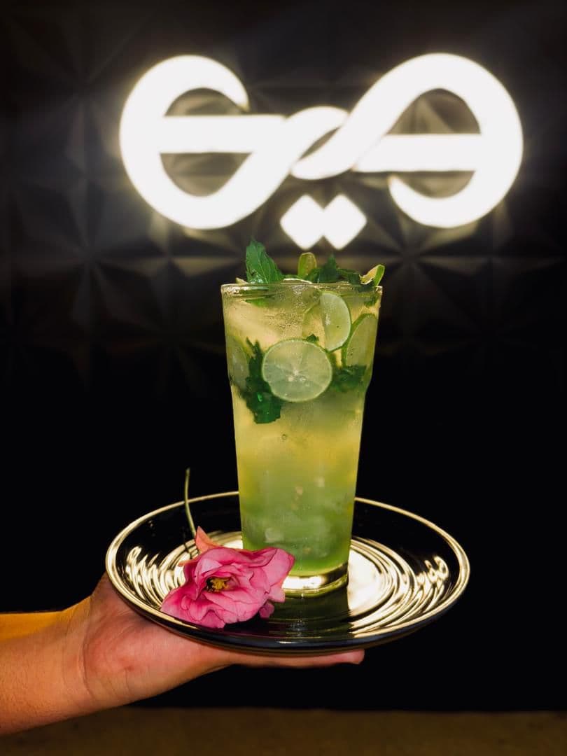 کافه رستوران میم با موزیک زنده در جاده رشت به انزلی