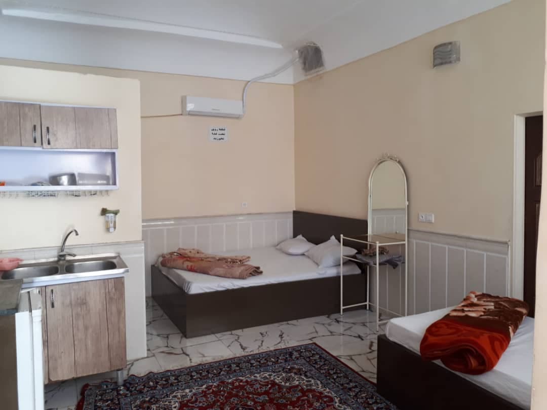 مجموعه اقامتی سنتی آسایش در قم